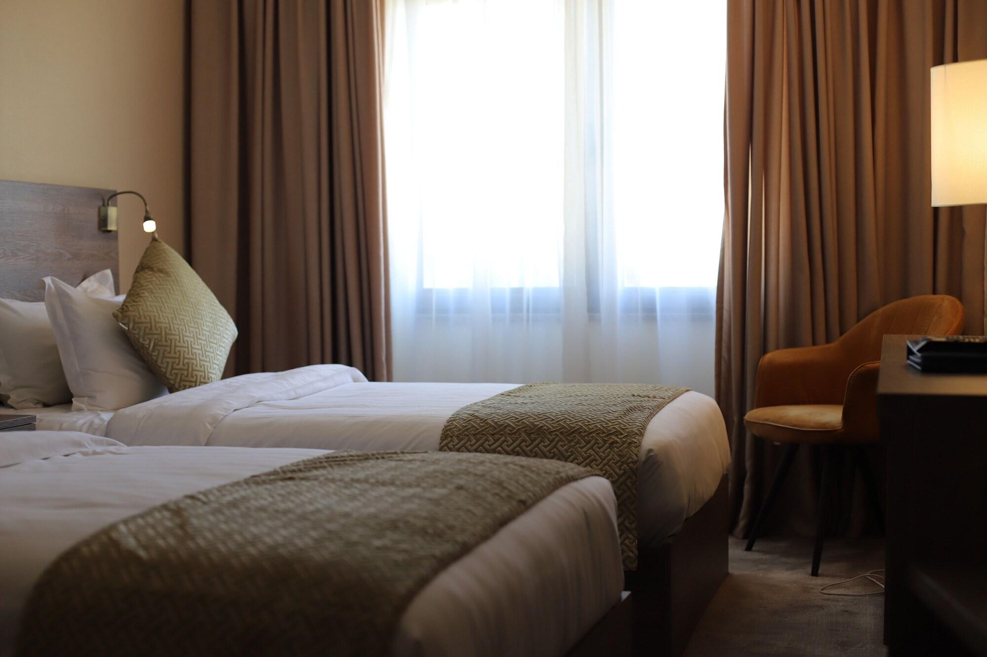The Sanrock Hotel Ammán Kültér fotó