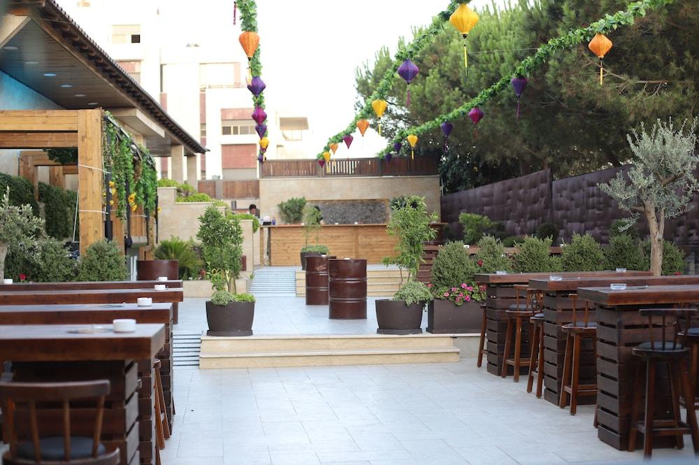 The Sanrock Hotel Ammán Kültér fotó