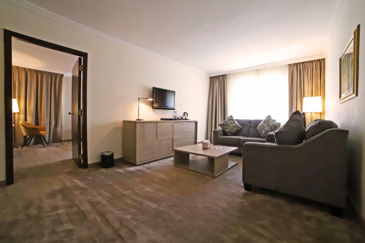 The Sanrock Hotel Ammán Kültér fotó
